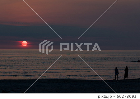 秋田　西目　海 66273093