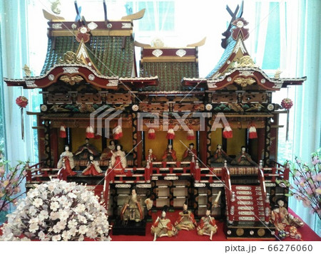 雛人形 雛御殿の写真素材 [66276060] - PIXTA
