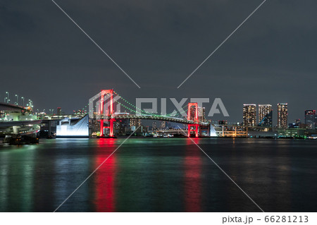 東京アラート発令中のレインボーブリッジ夜景 東京アラート発令中のレインボーブリッジ夜景 66281213