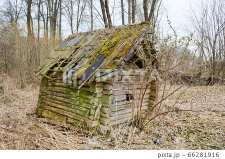 Old old dilapidated small wooden abandoned Old old dilapidated small wooden abandoned 66281916