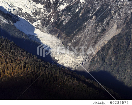 雲南 梅里雪山・明永氷河 Mingyong glacier, Meili Snow Mountain 66282672