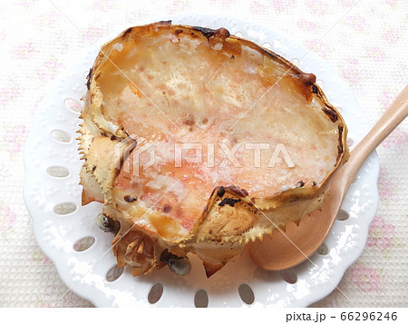 食べ終わったカニグラタン　空のカニの甲羅 66296246