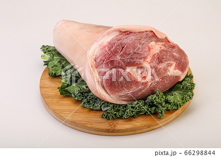 Raw pork knuckle for cooking Raw pork knuckle for cooking 66298844