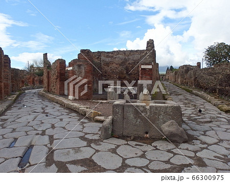 ポンペイ遺跡の道 イタリア ナポリ ポンペイ遺跡の道 イタリア ナポリ 66300975