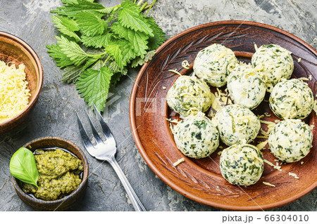 Nettle curd dumplings Nettle curd dumplings 66304010