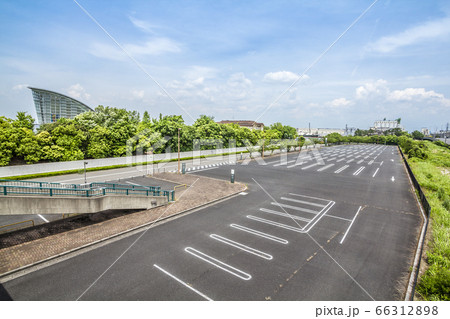 愛知県　名古屋都市風景　潮見町　名古屋港ワイルドフラワーガーデンブルーボネット 66312898