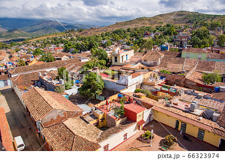 キューバ トリニダー 革命博物館の塔からの眺め オレンジ色の屋根 キューバ トリニダー 革命博物館の塔からの眺め オレンジ色の屋根 66323974