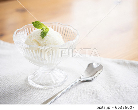バニラアイスクリーム バニラアイスクリーム 66326007