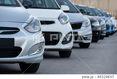 Used car sales  66328645