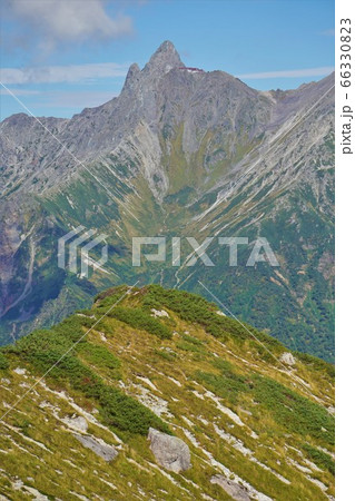 笠ヶ岳杓子平からの槍ヶ岳 66330823