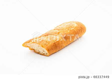 フランスパン　バタール　白背景 66337449