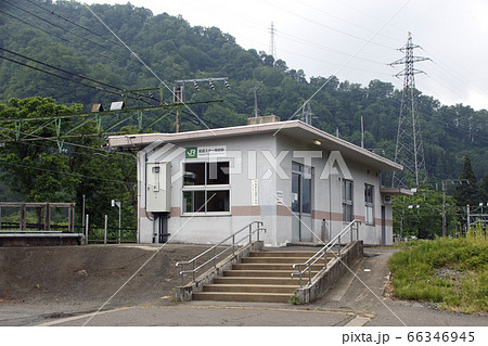 上越線 岩原スキー場前駅(駅舎) 上越線 岩原スキー場前駅(駅舎) 66346945