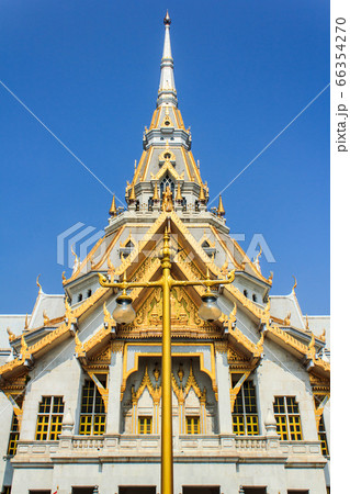 Temple Buddhism in Thailand (Wat Sothorn Worawihan 66354270