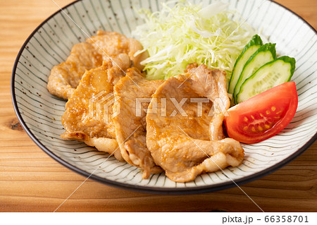 豚肉の生姜焼き 66358701