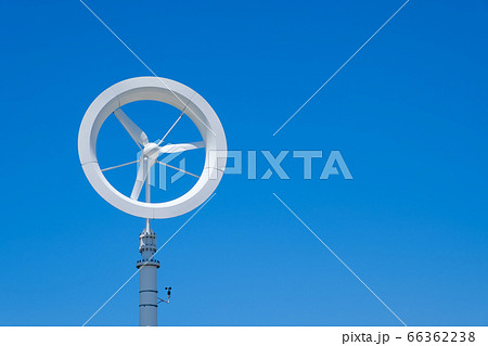 青空と風力発電機 羽根 エコロジー 青空と風力発電機 羽根 エコロジー 66362238