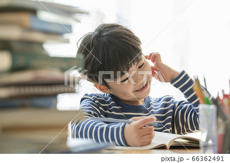 ポートレート 人物 子供 66362491
