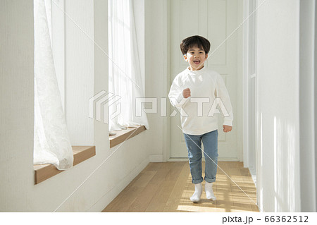 男 男性 男の子 66362512