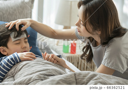 韓国人 ママ 母 66362521