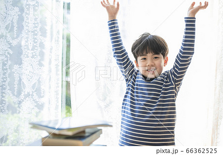 ポートレート 人物 子供 66362525