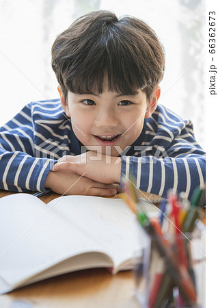 韓国人 子供 小学生 66362673