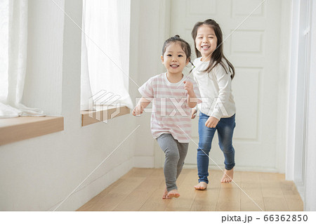 女性 女 女の子 66362850