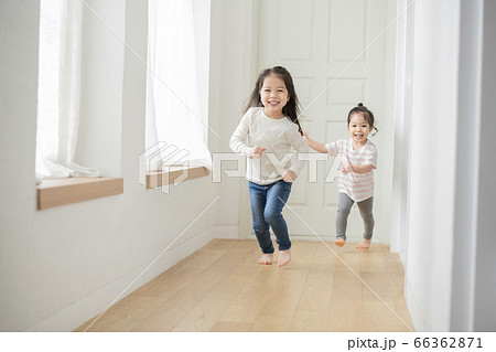 女性 女 女の子 66362871