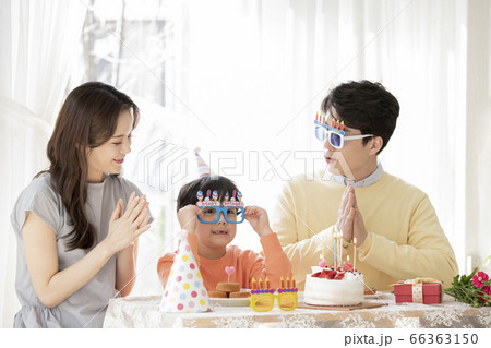 男 男性 男の子 66363150