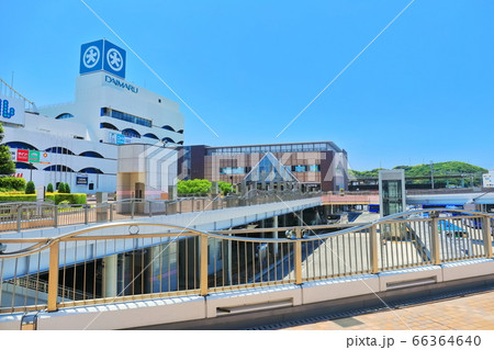 【山口県】晴天下のJR下関駅 【山口県】晴天下のJR下関駅 66364640