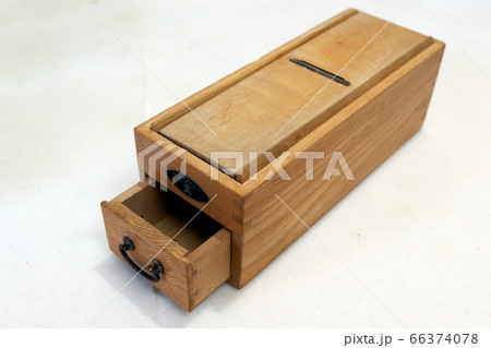 カツオ節削り器 カツオ節削り器 66374078