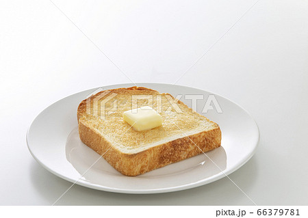 食パン　朝食　イギリスパン 66379781