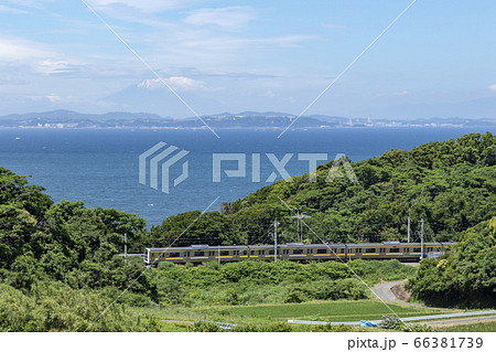 初夏の内房線と東京湾01 初夏の内房線と東京湾01 66381739