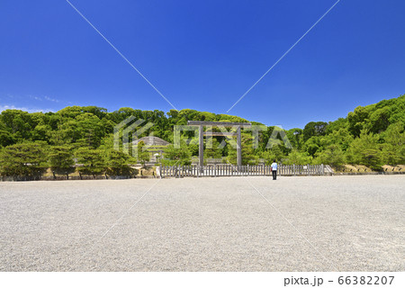 明治天皇　伏見桃山陵（京都府京都市伏見区） 66382207