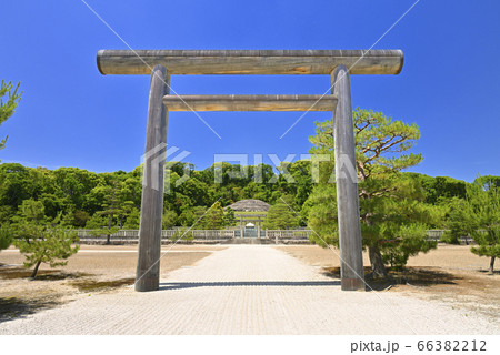 明治天皇　伏見桃山陵（京都府京都市伏見区） 66382212
