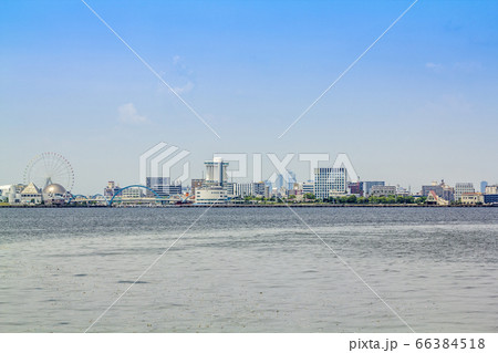 愛知県 名古屋都市風景 名古屋港潮見埠頭から見たガーデン埠頭方面 愛知県 名古屋都市風景 名古屋港潮見埠頭から見たガーデン埠頭方面 66384518