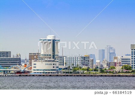 愛知県 名古屋都市風景 名古屋港潮見埠頭から見たガーデン埠頭方面 愛知県 名古屋都市風景 名古屋港潮見埠頭から見たガーデン埠頭方面 66384519