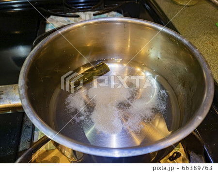 Close up shot of the cooking process of the Close up shot of the cooking process of the 66389763