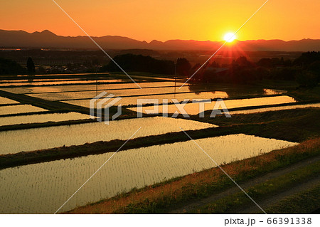 夕焼けの奥羽山脈 夕焼けの奥羽山脈 66391338