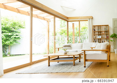 リビング 家 住居 インテリア 66391947