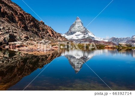 Riffelsee lake and Matterhorn, Switzerland Riffelsee lake and Matterhorn, Switzerland 66392714