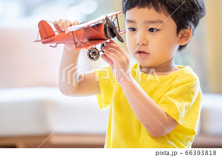 子供 男の子 遊び 66393818