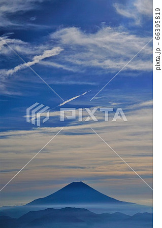 悪沢岳山頂からの富士山 66395819