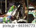 メリーゴーランド 66396773