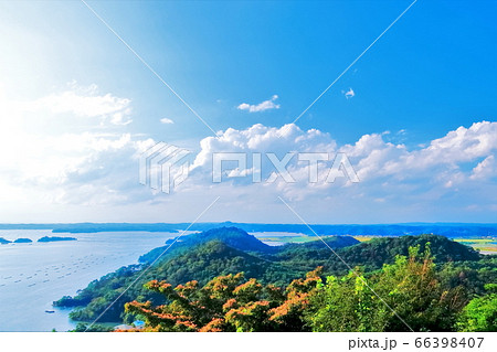 大高森から見る大空と松島湾の眺望（宮城県） 66398407