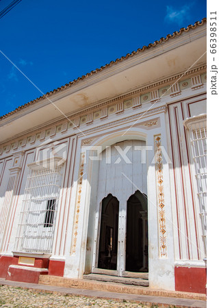 キューバ トリニダーの町中 コロニアルな街並 キューバ トリニダーの町中 コロニアルな街並 66398511