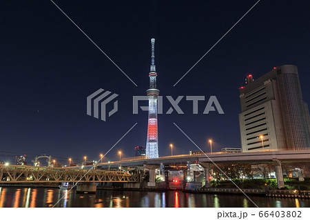 東京スカイツリー 大晦日の年越し特別ライトアップの写真素材