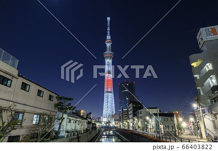 東京スカイツリー 大晦日の年越し特別ライトアップの写真素材