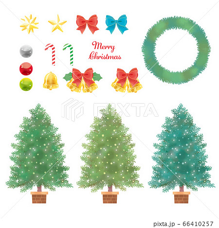 オーナメントとクリスマスツリーの素材のセットのイラスト素材