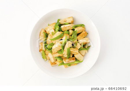 豆腐とピーマンの炒め物 66410692