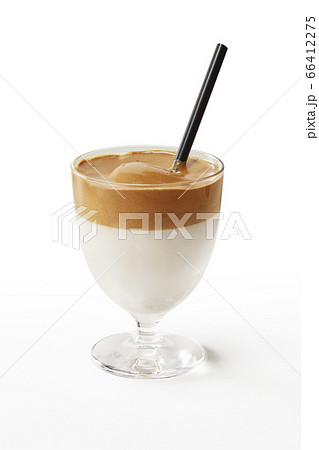 ダルゴナコーヒー Dalgona Coffee ダルゴナコーヒー Dalgona Coffee 66412275
