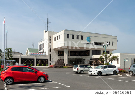 青空を背にした、かすみがうら市役所千代田庁舎 青空を背にした、かすみがうら市役所千代田庁舎 66416661